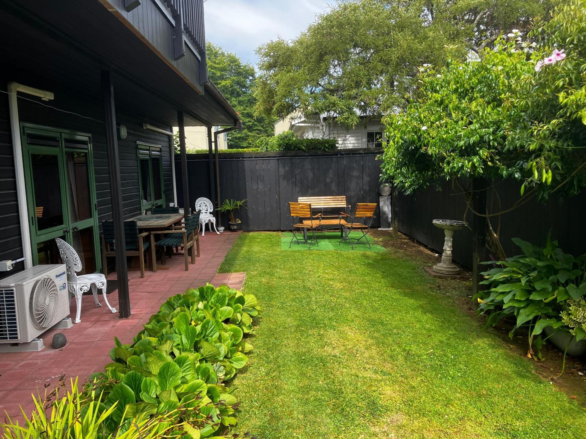 Close, Convenient & Comfortable Cambridge Ngoại thất bức ảnh